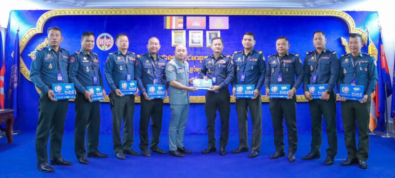ឯកឧត្តម នុត សត្យា ប្រធានលេខាធិការដ្ឋាន នៃ “គ.ជ.ប.ទ” បានដឹកនាំមន្រ្តីនៃលេខាធិការដ្ឋាន ចុះត្រួតពិនិត្យកន្លែងដកហូតសេរីភាព នៃបញ្ជាការដ្ឋានកងរាជអាវុធហត្ថខេត្តកំពង់ស្ពឺ